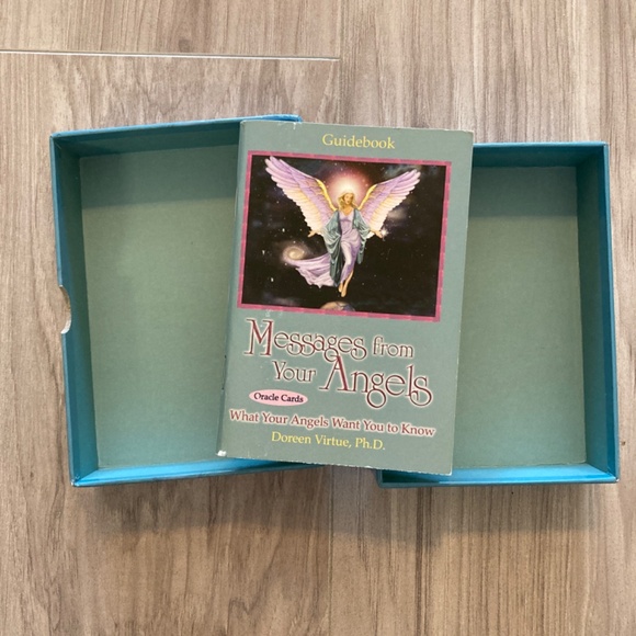 Messages from Your Angels Oracle Card Deck by Doreen Virtue - Picture 4 of 10
